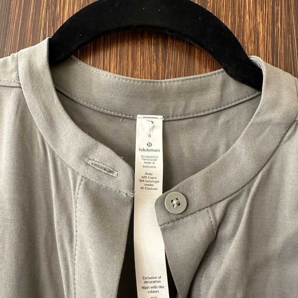 NWT Lululemon Perfectly Poised Jumpsuit
Grey Sage (109) - Picture 11 of 11